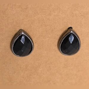 Black Faceted Teardrop Stud Earrings Silver Tone Minimalist Jewelry